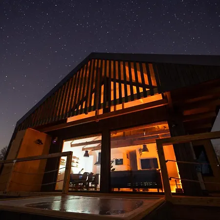 Pajtanella Zebegény